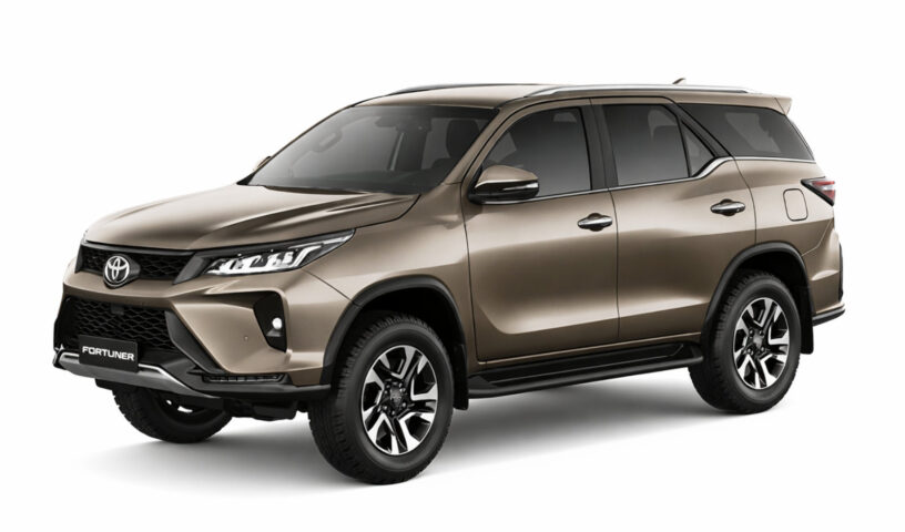 TOYOTA FORTUNER 2.4A